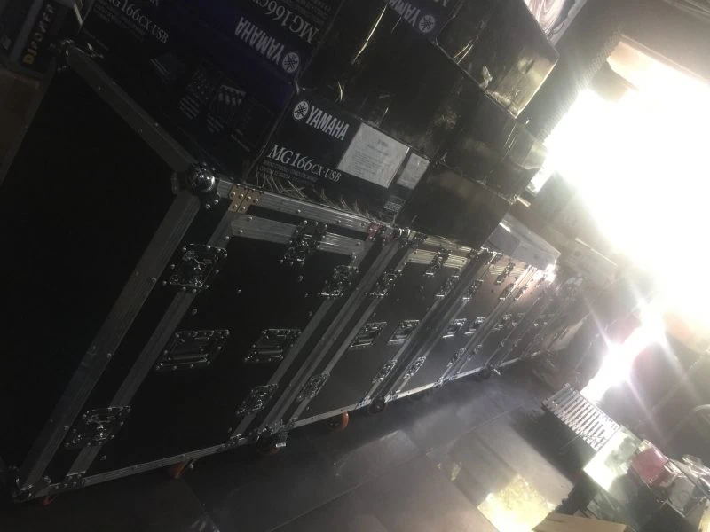 Tủ Rack 16U