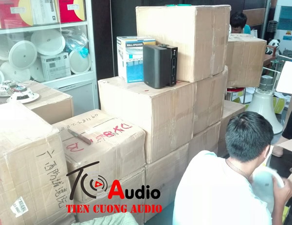 Loa hộp APU SP20 tại tiến cường còn rất nhiều hàng đê phục vụ khách hàng Loa hộp APU SP20 tại tiến cường