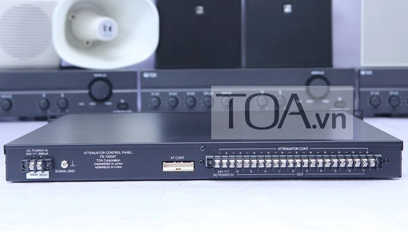 Mặt sau của TOA FS-7000AT thực tế