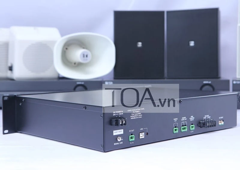 Mặt sau của TOA FS-7000EV